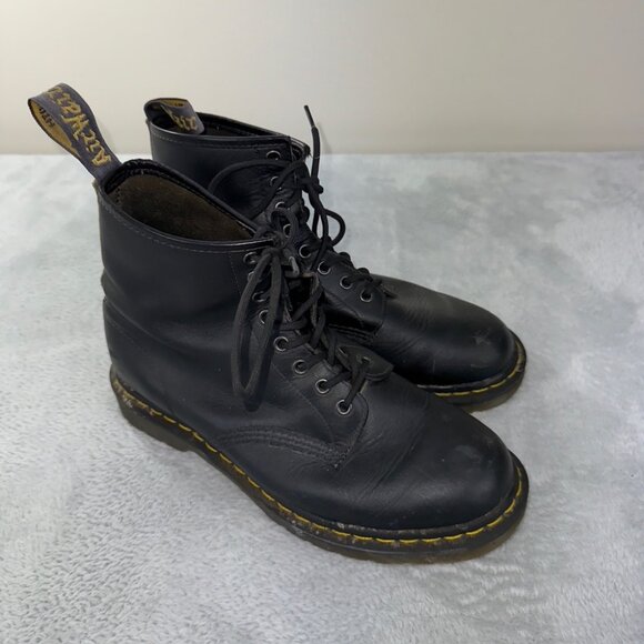 Dr. Martens Black Leather Boots Men’s size 8 US / 8 UK - Picture 1 of 15